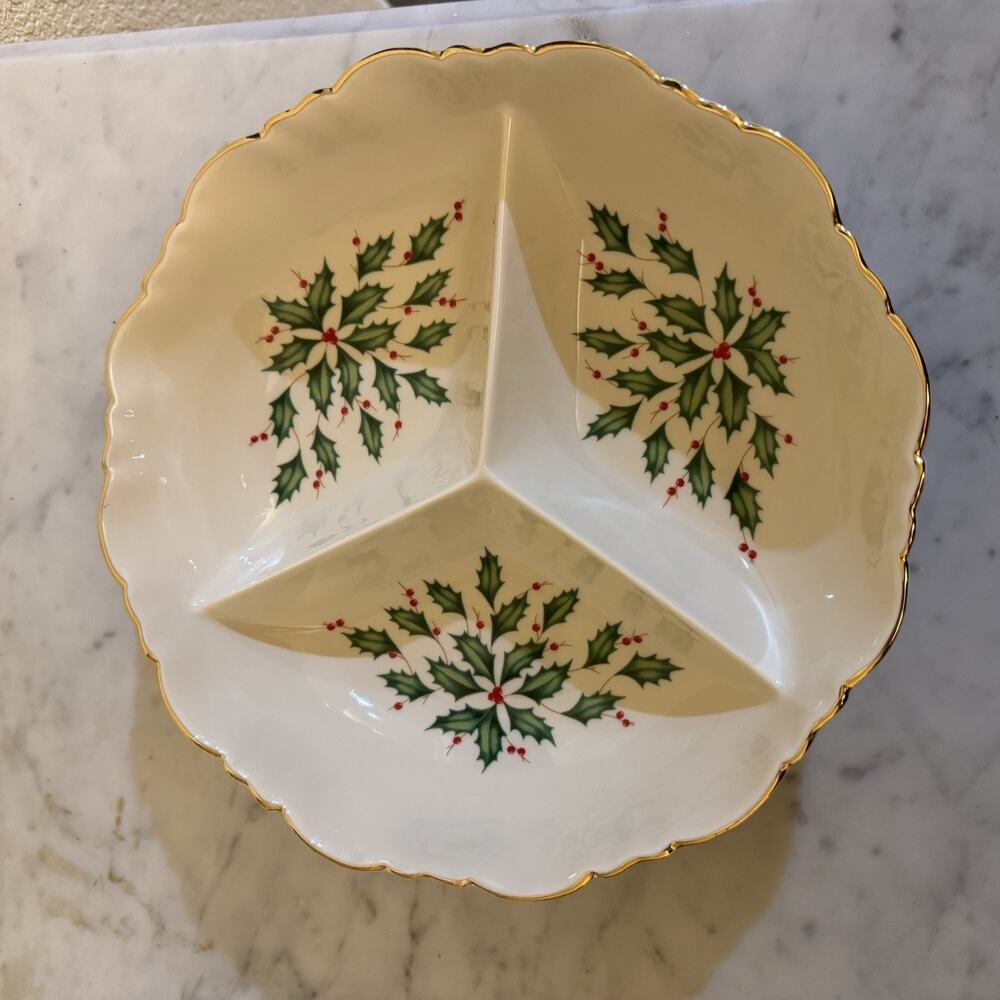 Lenox For The Holidays‎ Holly 3 Part Divided Snack Server Scalloped Edge 9" Bowl